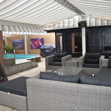 Wellness Studio In The Betuwe Appartement